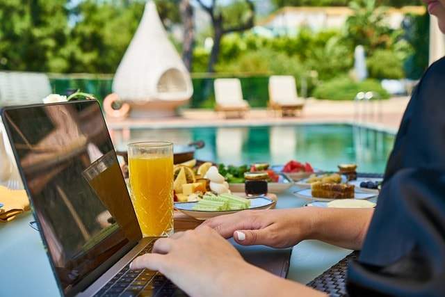 Freelance working